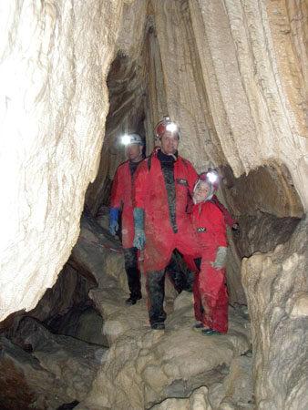 Bernard, Jonas et David dans le passage des Rideaux